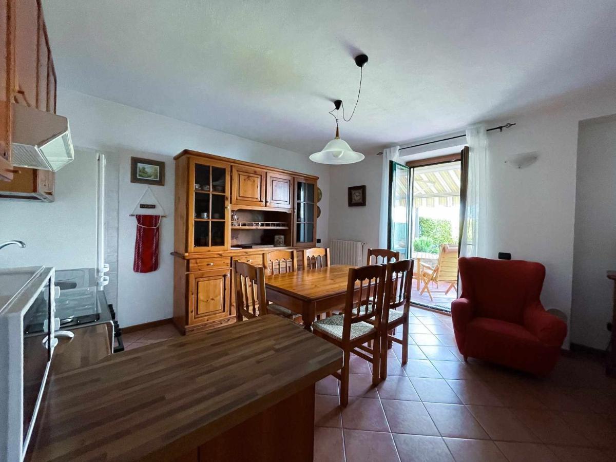 La Gioiosa Apartment With Garden Terrace Civenna Ngoại thất bức ảnh